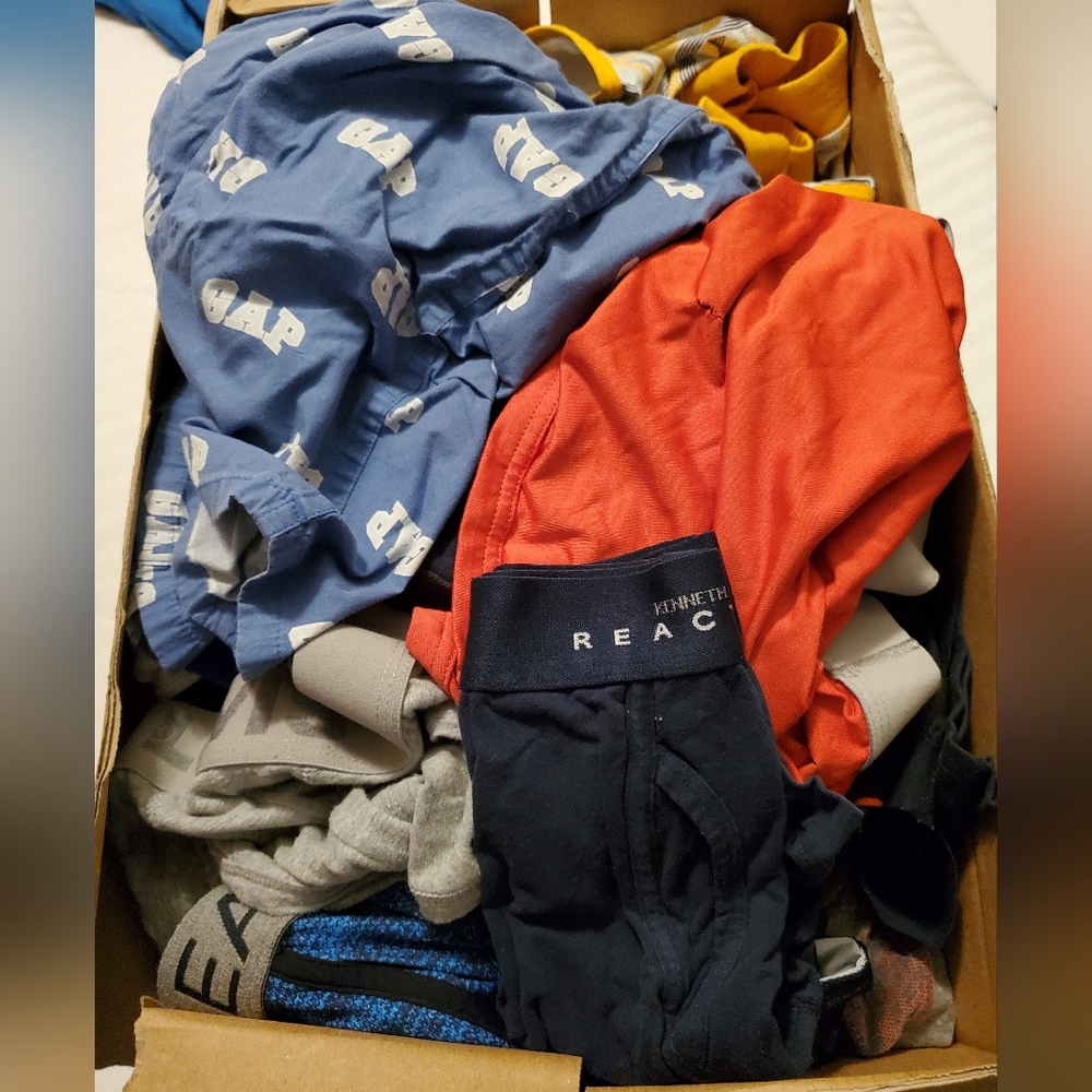 Men's Underwear Bundle  Surprise All Name Brands Approx 12 Pairs